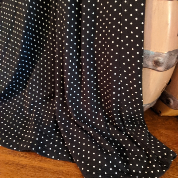 Polka dot dress .  LG - Picture 4 of 5